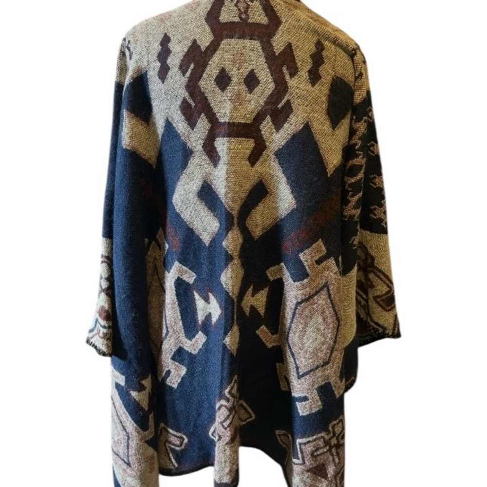 AZIZA Aztec Geometric Patterned Poncho
NWOT - Picture 2 of 3